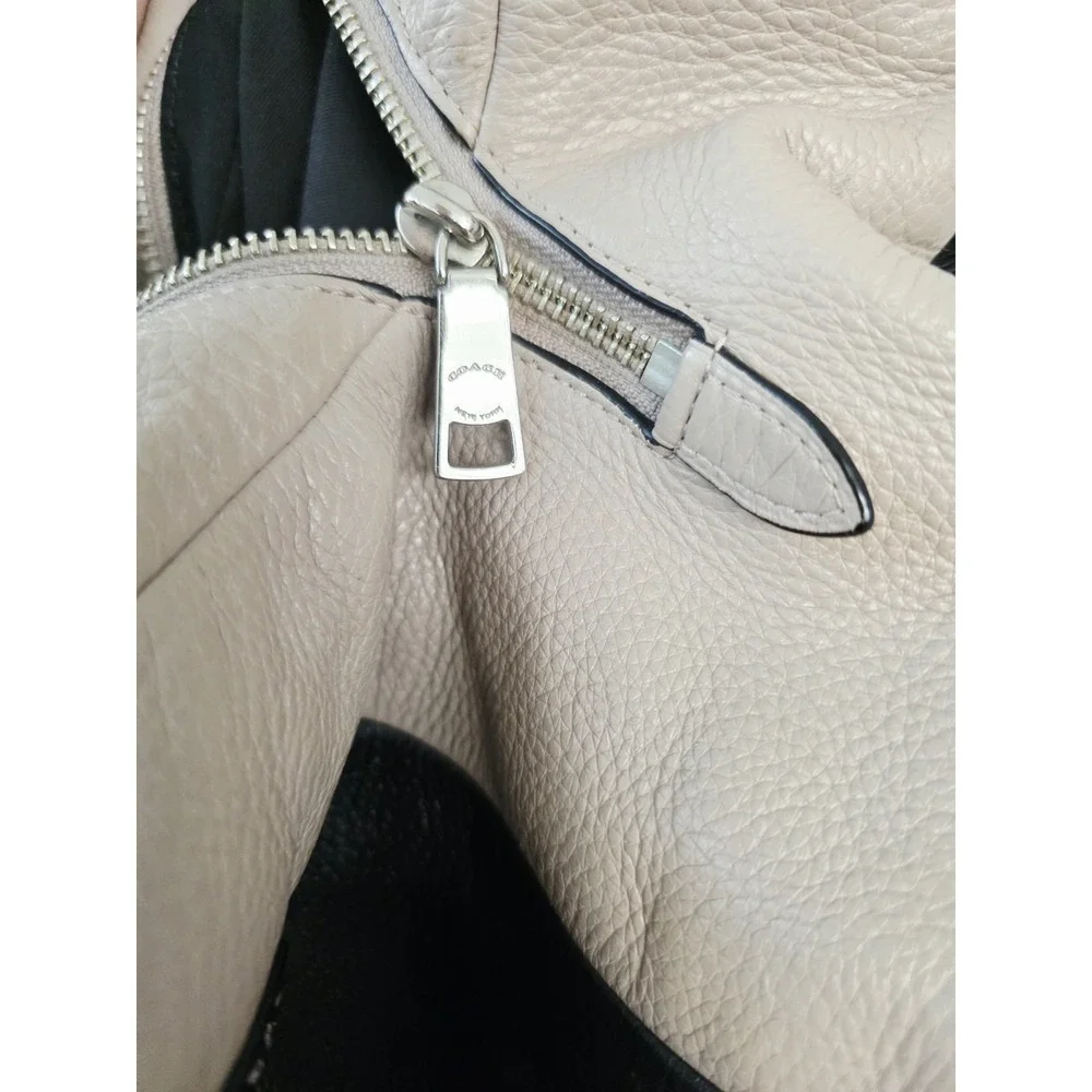 Coach Phoebe Leather Black & Tan Shoulder Bag With Exotic Trim